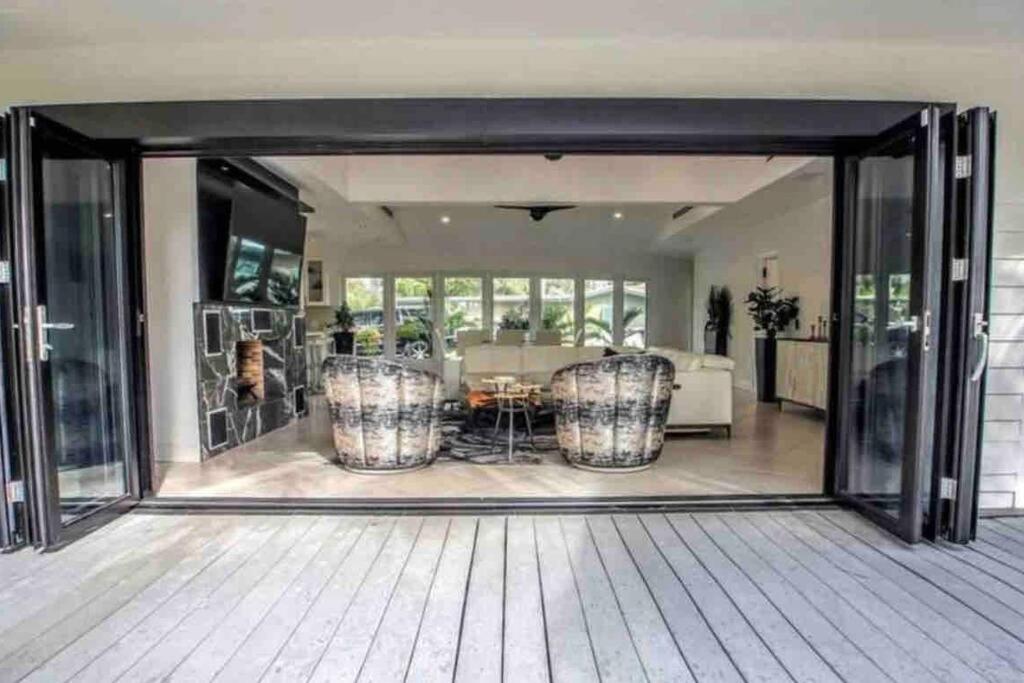 Swaying Palm Beach House Fort Lauderdale Exterior photo